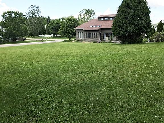 5th image of 1323 N Hills Ave