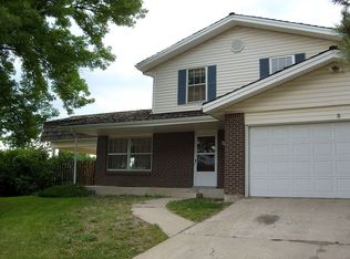 6798 Xenon Dr, Arvada, CO 80004