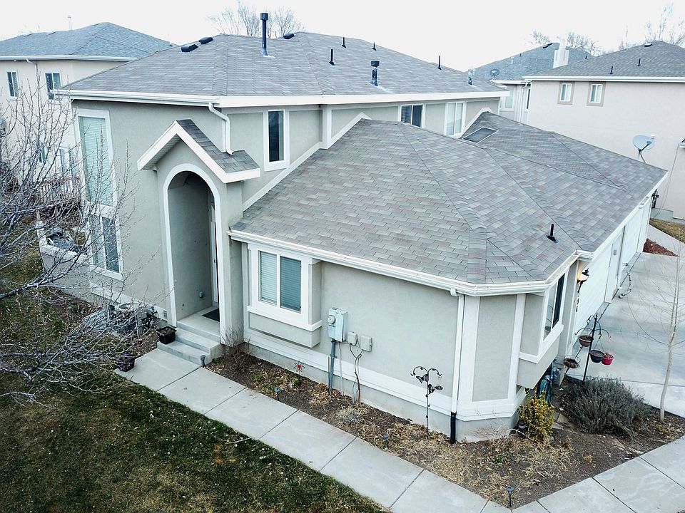 1st image of 356 Bayside Dr