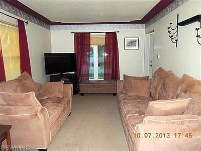 5th image of 638 Lyles St SE