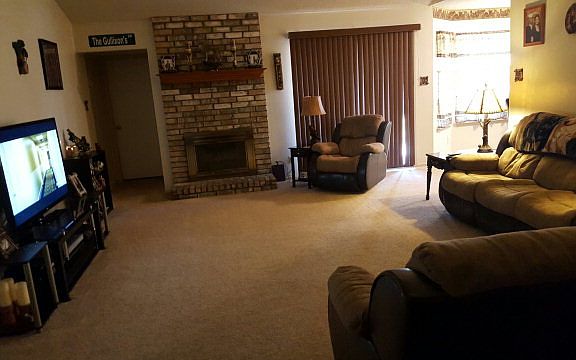 2nd image of 1841 La Mesa Ln