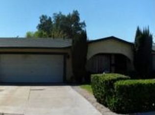 206 Mont Martre Ave, Riverside, CA 92501