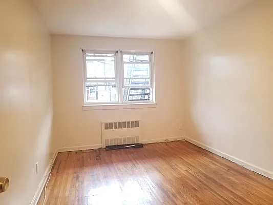 Rented by Paragon Real Estate Corporation | media 4