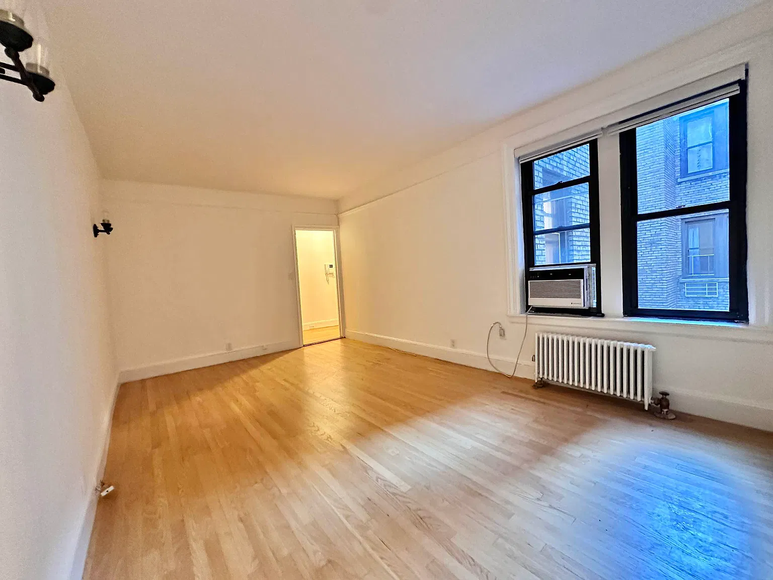 146 West 79th Street — Photo 2