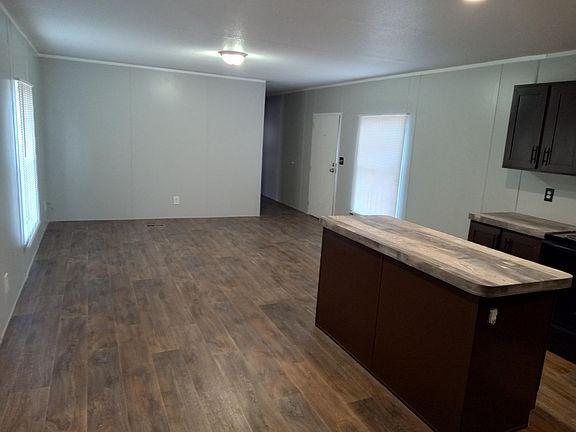 2nd image of 1707 Stewart St #8B