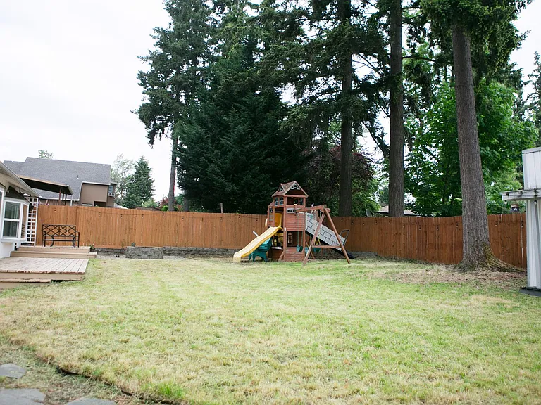 15931 SE Rickshire Ln — Photo 26