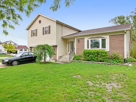 2nd image of 20237 Pepperwood Ct