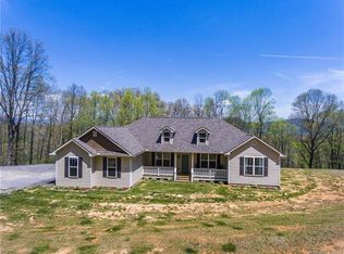 1229 Jenkins Rd, Waynesville, NC 28785