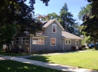 209 W Michigan St, New Carlisle, IN 46552
