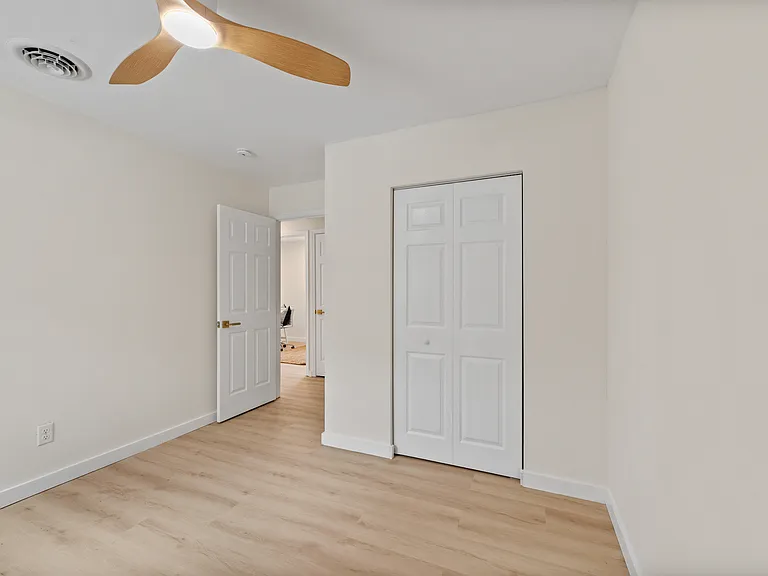 9401 Romancoke Rd — Photo 11
