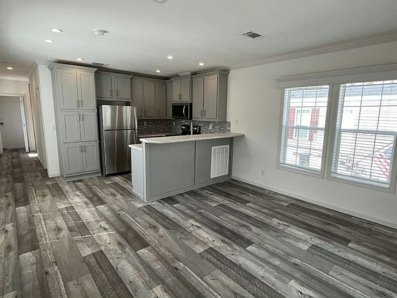 2nd image of 10201 W Beaver St #367
