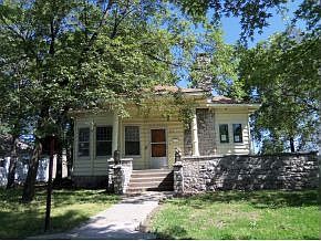 2nd image of 621 Central St