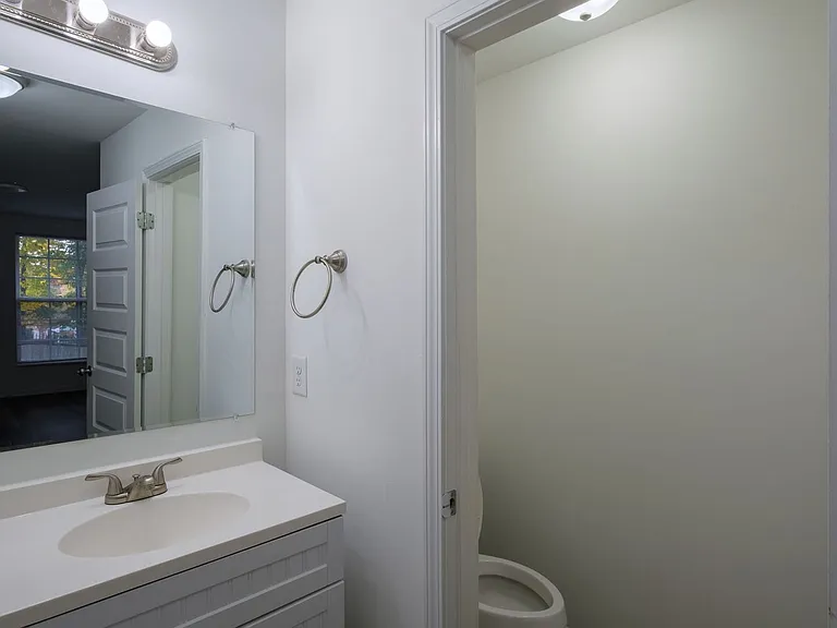 Golden Gate Townhomes — Photo 62