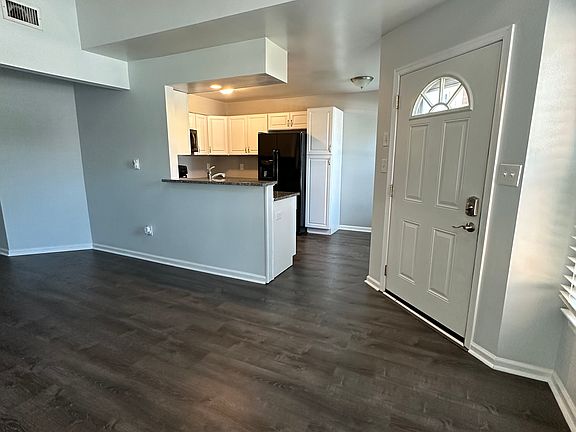5th image of 527 Brisa Dr