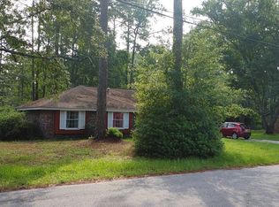 520 Forest St, Hinesville, GA 31313