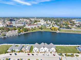 514 S Pier Dr #3, Sheboygan, WI 53081
