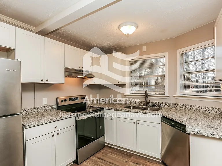 822963_005_wm_-_kitchen_13468029.jpg