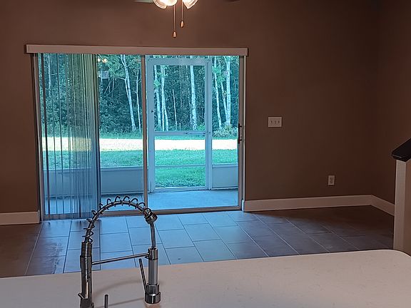 5th image of 16404 Rollingbrook Dr
