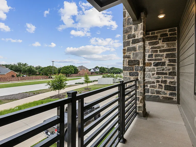 1276 Daybreak Dr — Photo 17