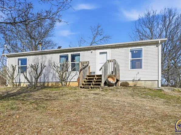 10920 S Jordan Rd, Wakarusa, KS 66546