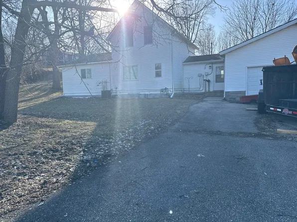 416 Mill St S, Waterville, MN 56096