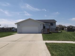 2016 David Cv, Brookings, SD 57006