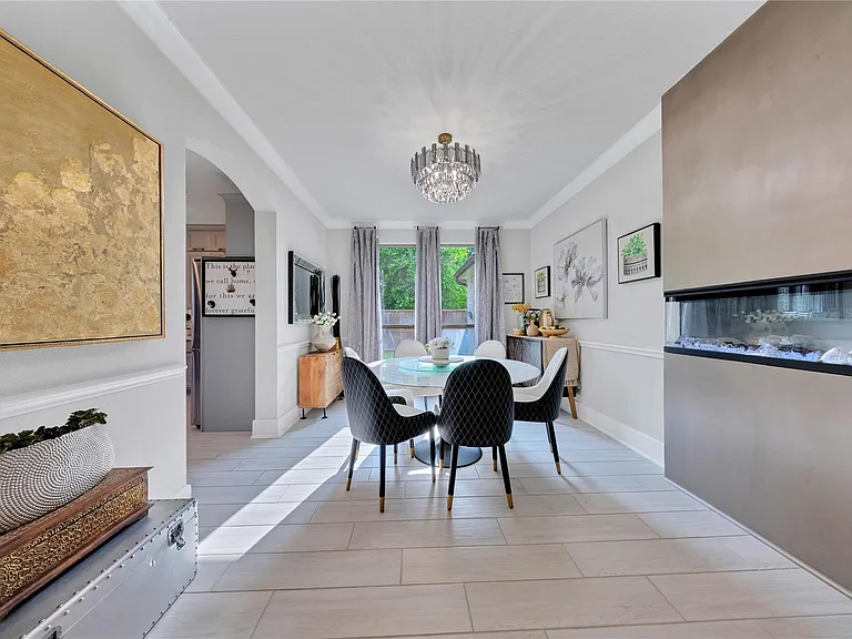 8826 Forest Side Dr — Photo 10