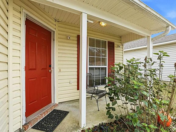 5th image of 1060 Antigua Cir