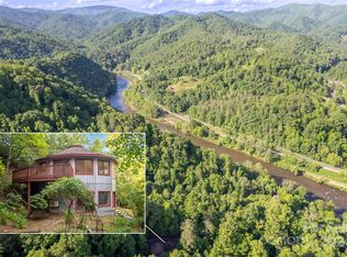 46 Bennett Branch Rd, Green Mountain, NC 28740