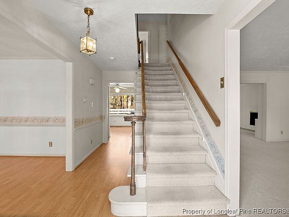 3rd image of 2123 Clinchfield Dr
