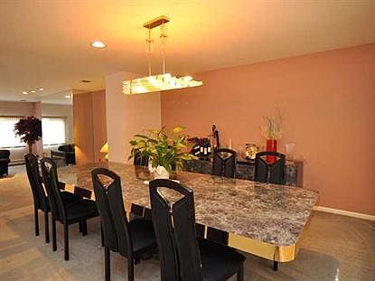 5th image of 10 Arapaho Ct