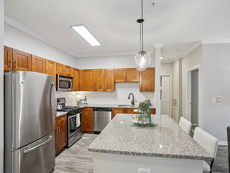 Glenview House — Photo 9