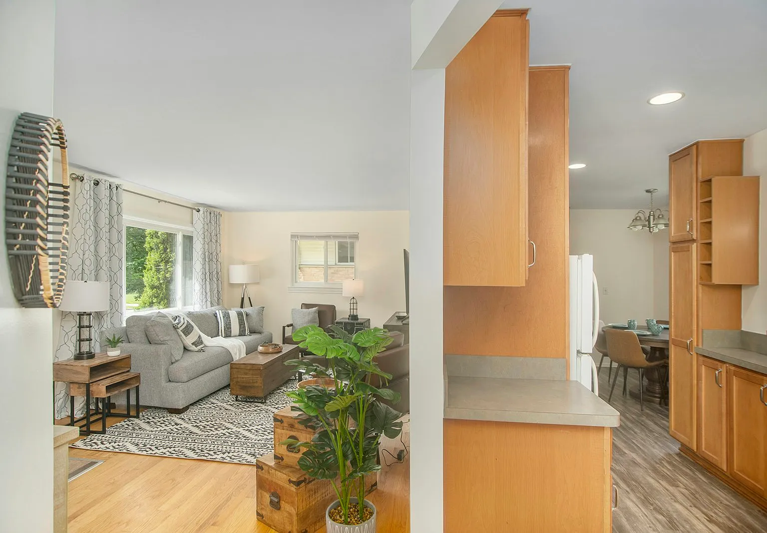 621 Susan Drive — Photo 1