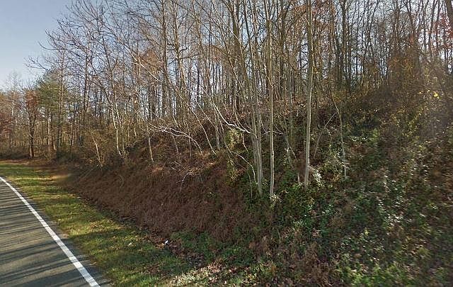 2nd image of 3670 Ingramville Rd