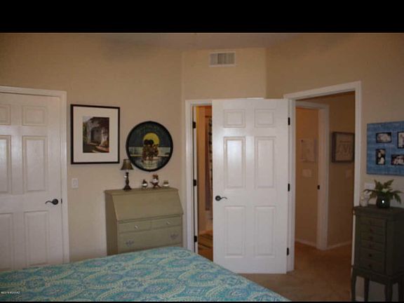 4th image of 1500 E Pusch Wilderness Dr