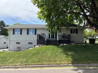 818 Flandrau St, Saint Peter, MN 56082
