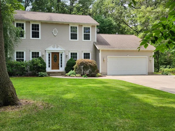 1917 Dykstra Rd, Muskegon, MI 49445