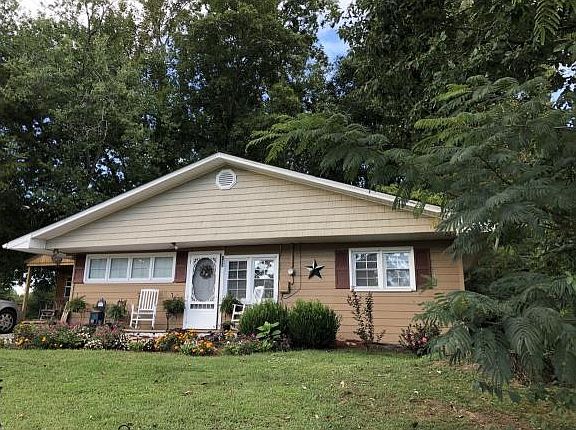 2nd image of 133 Hills Ave