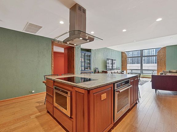 4th image of 680 N Lake Shore Dr #1208