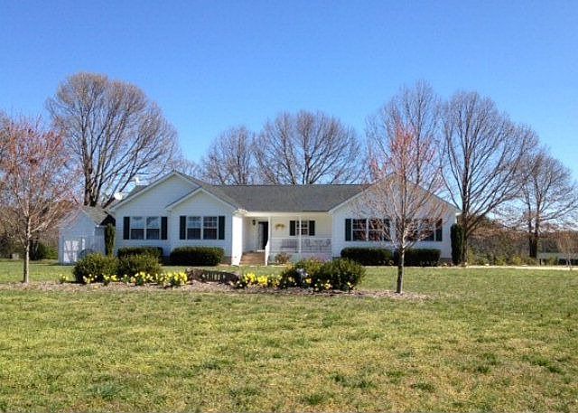 1st image of 95 Wicomico Harbor Dr