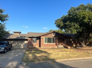 3724 London Ln, Richland Hills, TX 76118