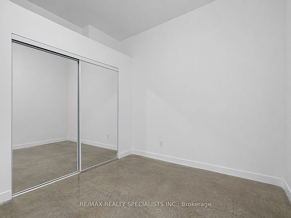 5th image of 569 King St E #301