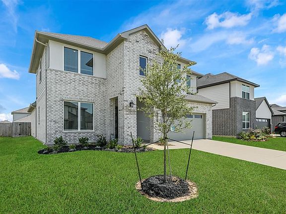 3rd image of 22823 Theodoli Dr