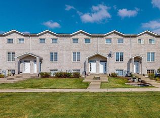 183 N East River Rd UNIT A2, Des Plaines, IL 60016