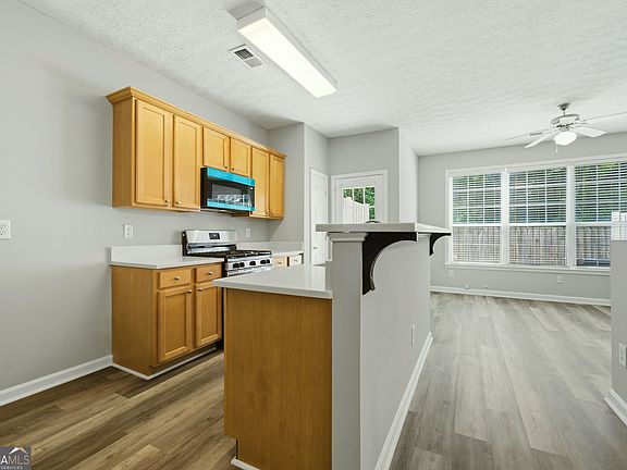 5th image of 1622 Jackson Way