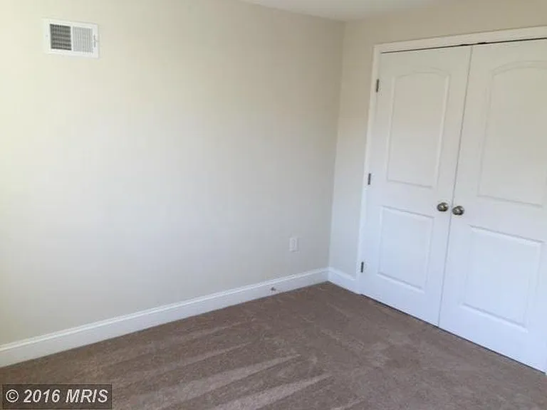 413 S Regester St — Photo 7