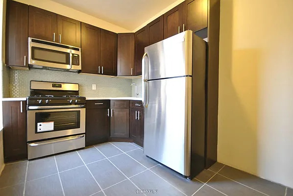 Rented by Town Residential | media 18