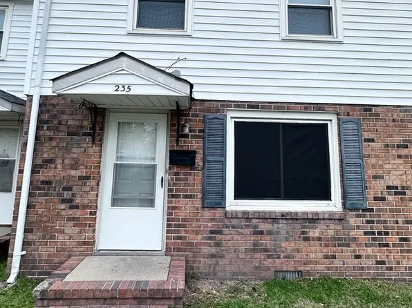 235 Edison Ave, Portsmouth, VA 23702