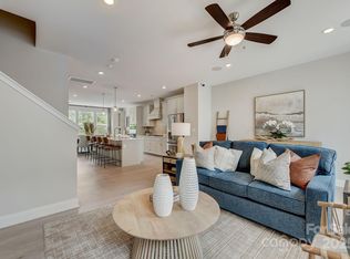 9458 Senator Royall Dr, Charlotte, NC 28262