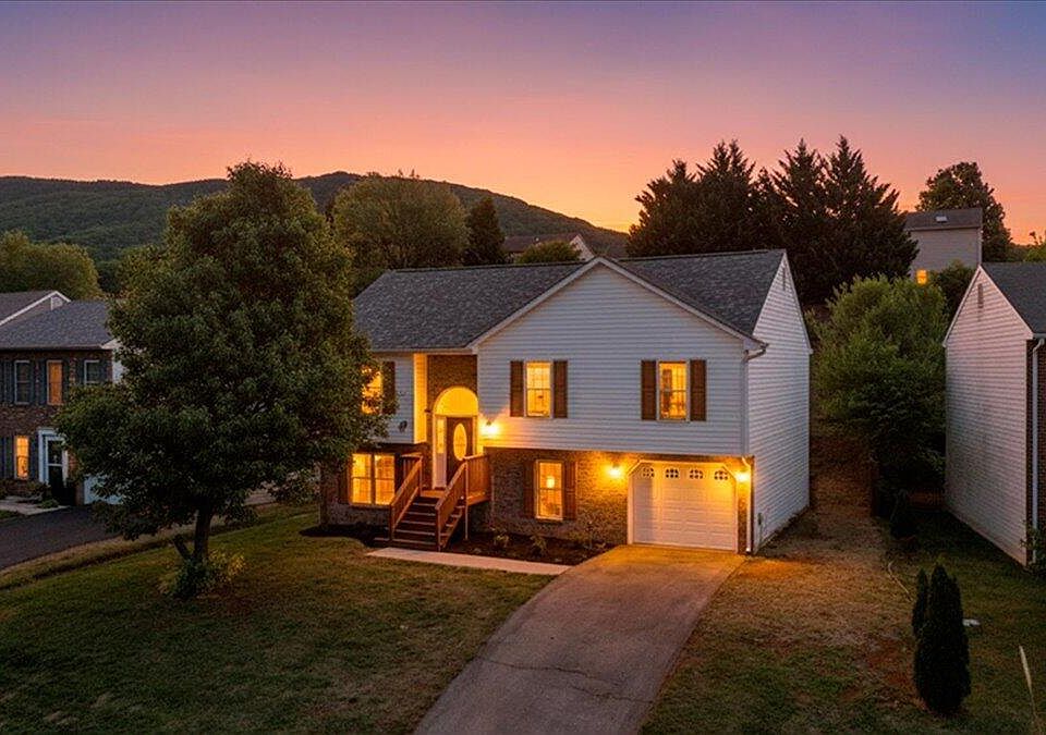 1st image of 4837 Nelms Ln NE